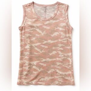 Banana Republic XS Pink Camo Sleeveless Tank Top Malibu Tee Soft Casual